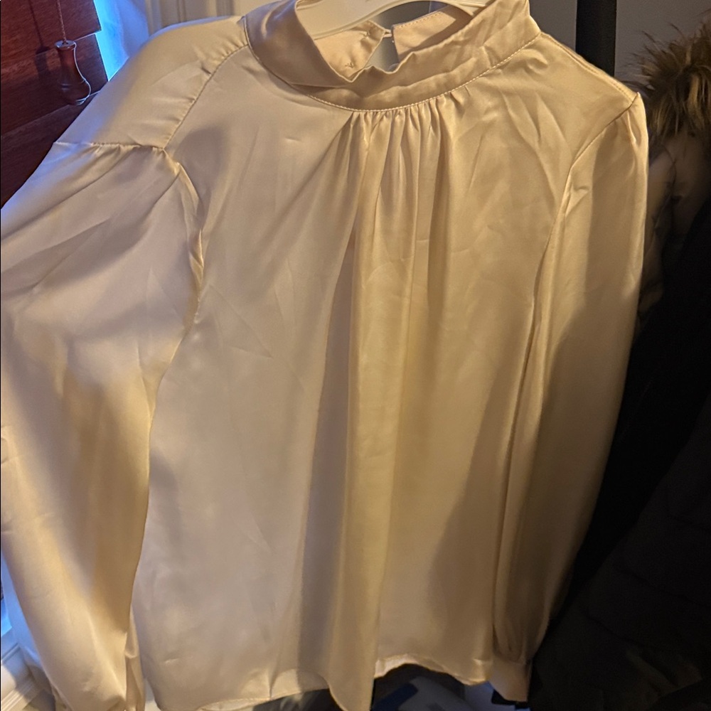Elegant Cream Women's Blouse